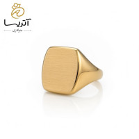 انگشتر طلا مردانه با طراحی صفحه مربعی ساده مناسب استایل رسمی و روزمره