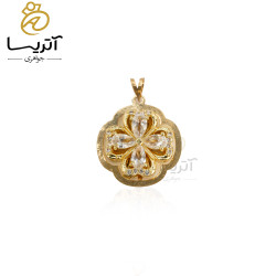 پلاک طلا طرح شبدر پلاک طلا طرح شبدر